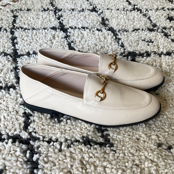NWOT Beige Flats with buckle - Picture 7 of 7